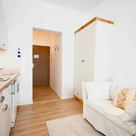 Wilhelma Strandallee 146 Wilhelma 7