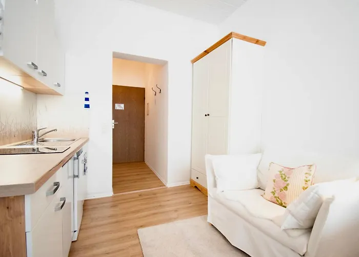 Wilhelma Strandallee 146 Wilhelma 7